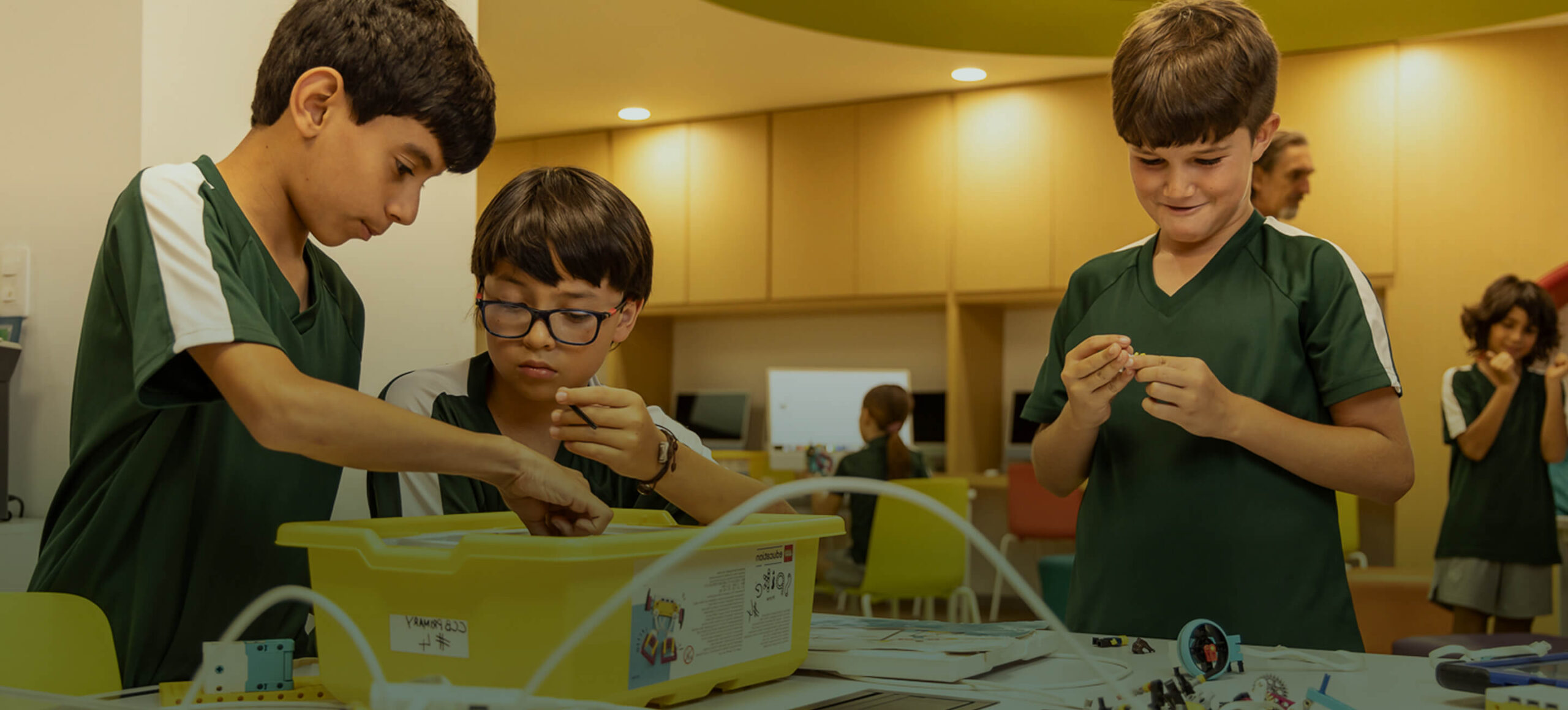 Campus Tour Colegió Colombo Británico